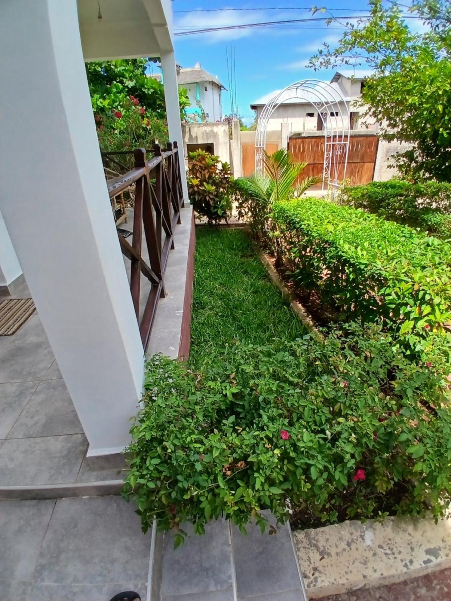 Majani Breeze Villa Nungwi Luaran gambar