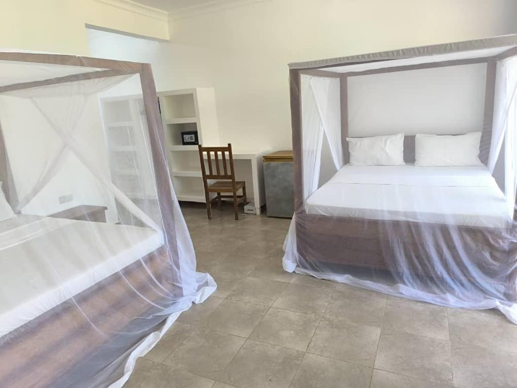Majani Breeze Villa Nungwi Luaran gambar